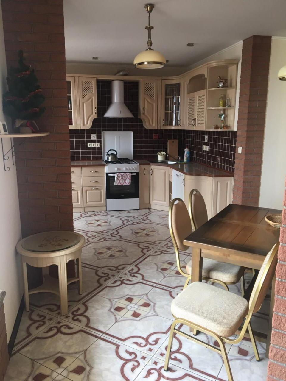 Great Apartment In The City Centre Ivano-Frankivsk Exteriör bild