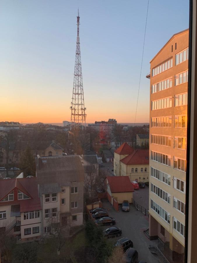 Great Apartment In The City Centre Ivano-Frankivsk Exteriör bild